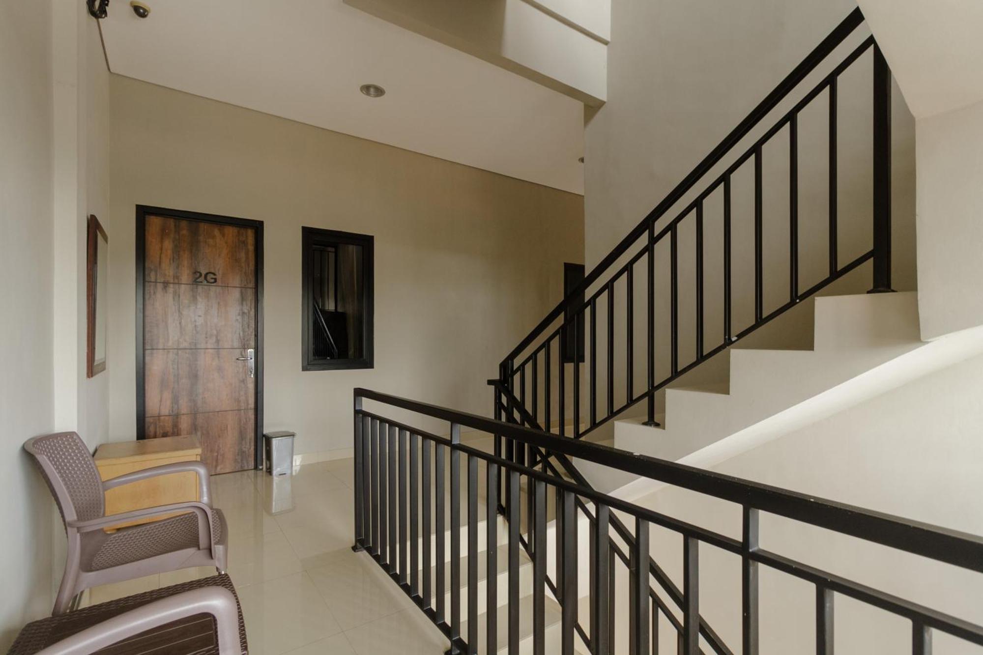 Reddoorz Near Puri Indah Mall Τζακάρτα Εξωτερικό φωτογραφία